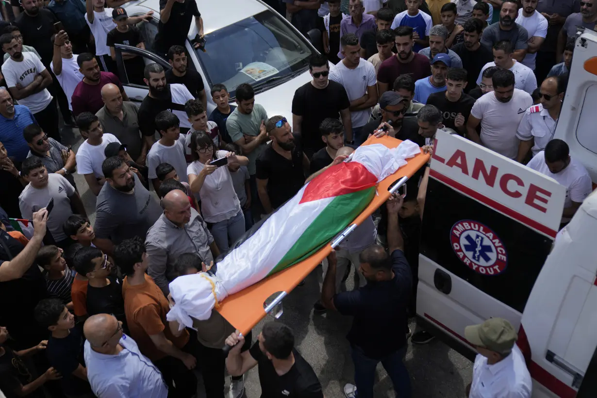 Israelis surge into the streets again in protest as the toll in Gaza grows