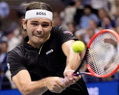 Taylor Fritz becomes first American man since 2006 to advance to US Open final, will face No. 1 Jannik Sinner