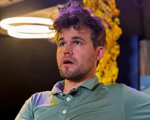 Magnus Carlsen beats Hans Niemann in first match since infamous cheating scandal