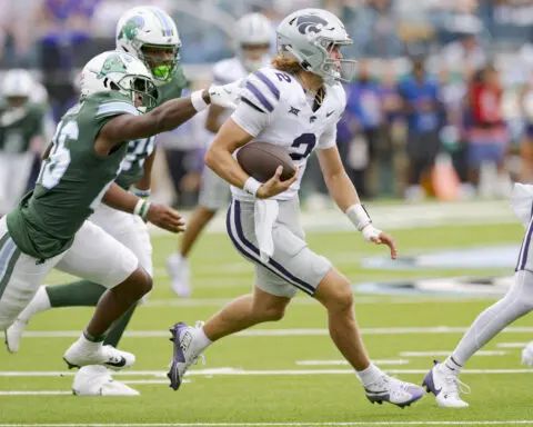 No. 17 Kansas State defense comes up big to help Wildcats escape Tulane with a 34-27 win