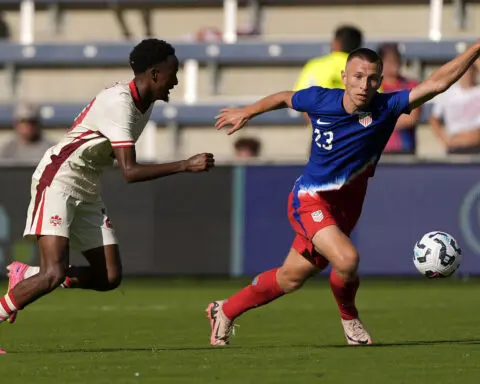 Canada beats United States in U.S. for first time since 1957, winning friendly 2-1