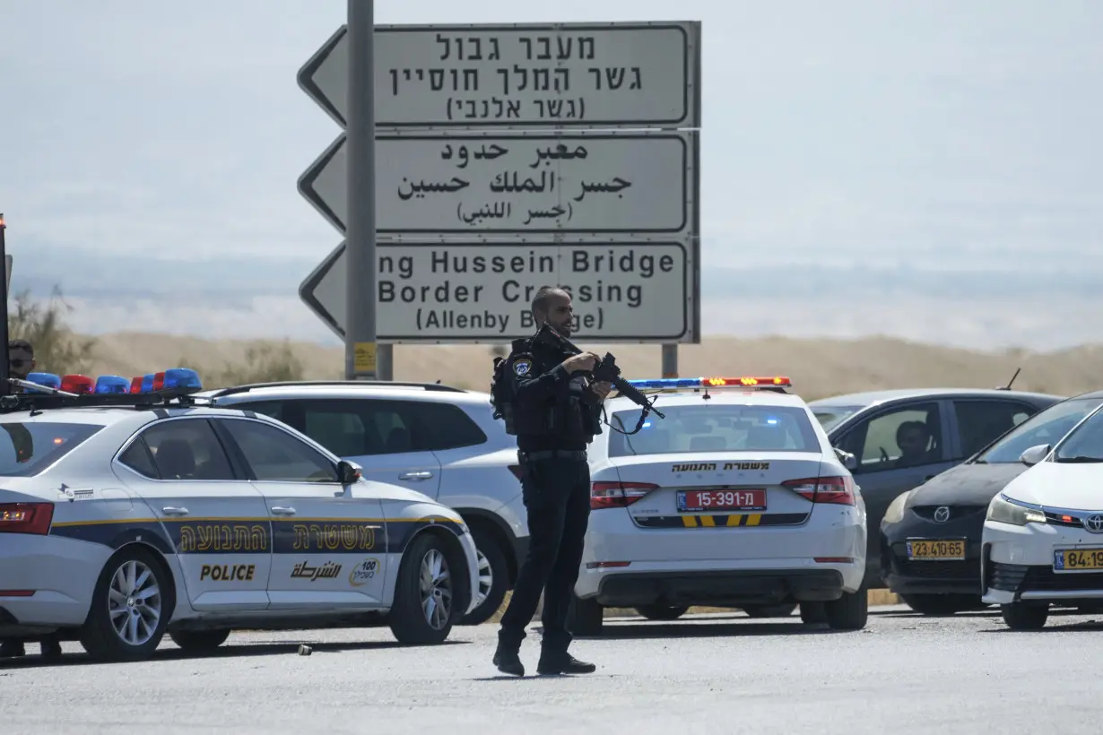 Shooting attack at the West Bank-Jordan border crossing kills 3 Israelis