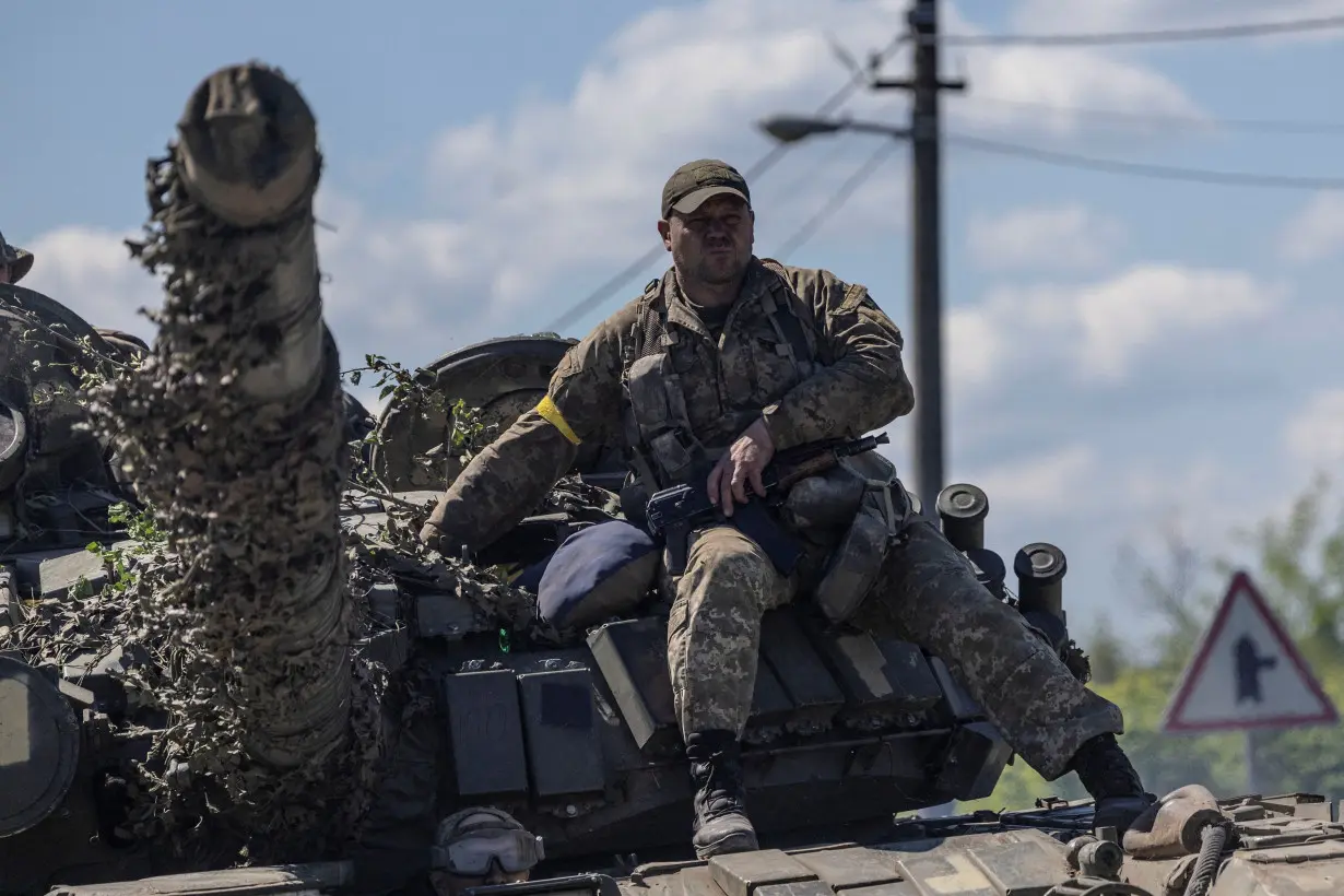 Russia takes Ukrainian town in advance on Pokrovsk