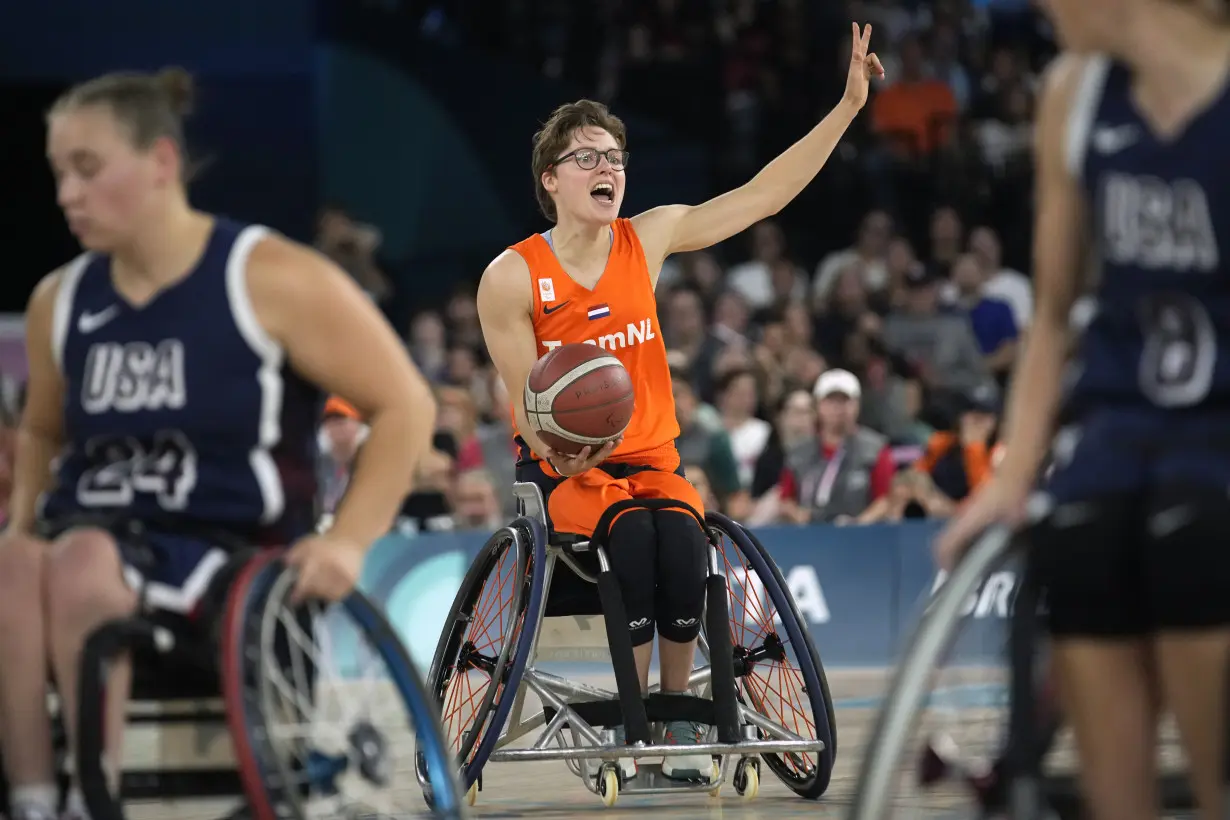 Paralympic Games end with a Parisian electro-dance party after 2 world records on final day