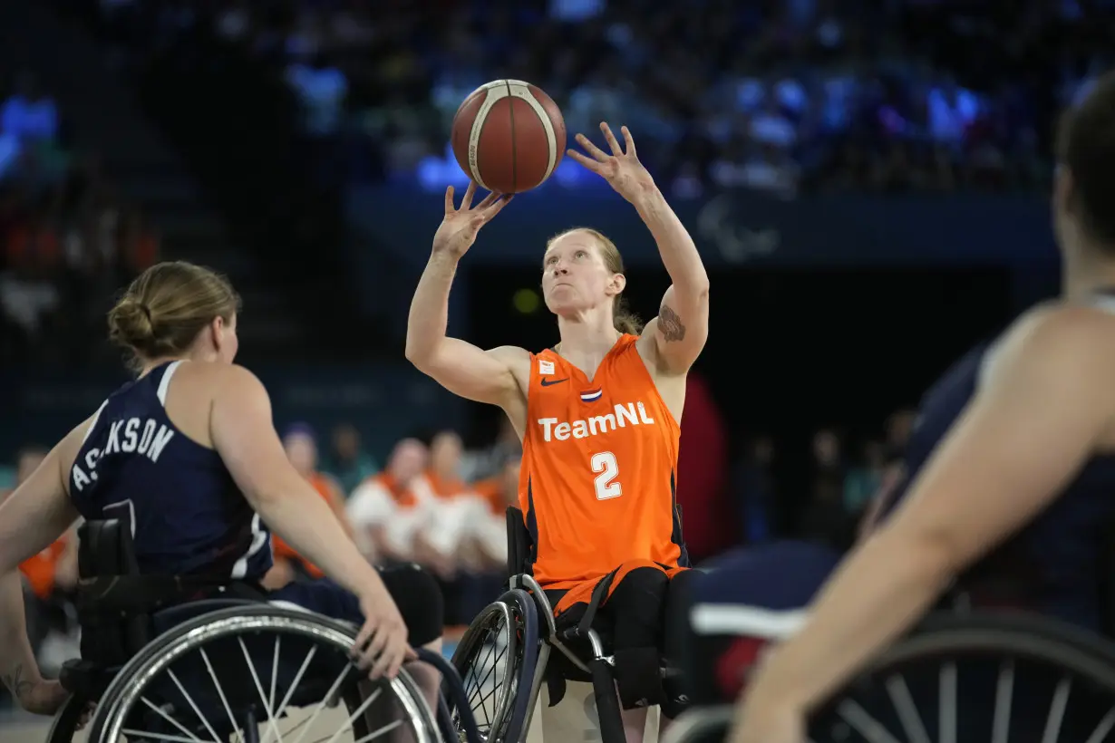 Paralympic Games end with a Parisian electro-dance party after 2 world records on final day