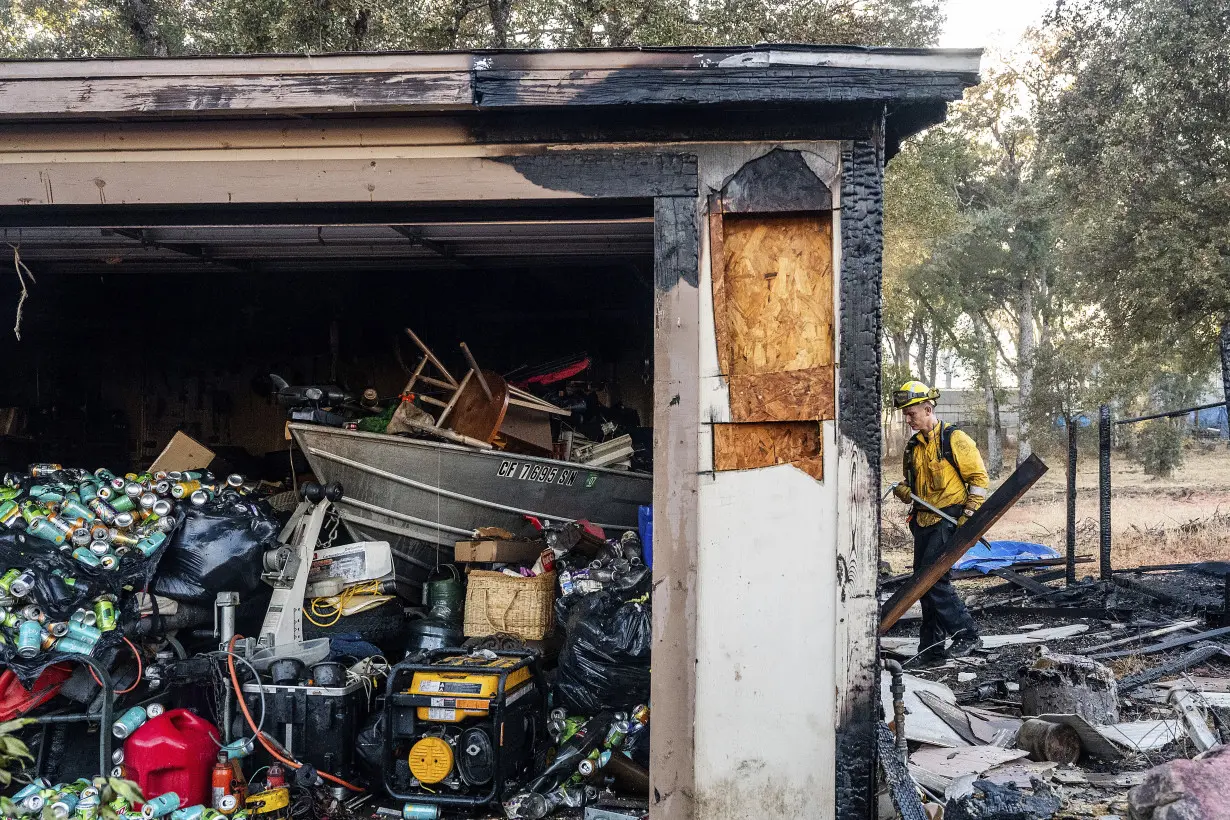 Lightning could worsen wildfire east of LA already threatening 35,000 homes and buildings