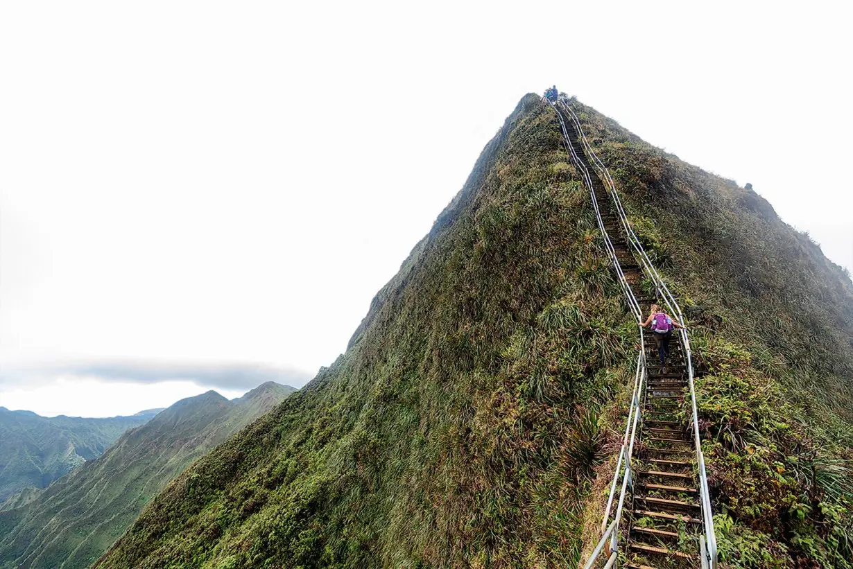 'Someone is going to get hurt or killed': 14 people arrested for illegal hiking in Hawaii