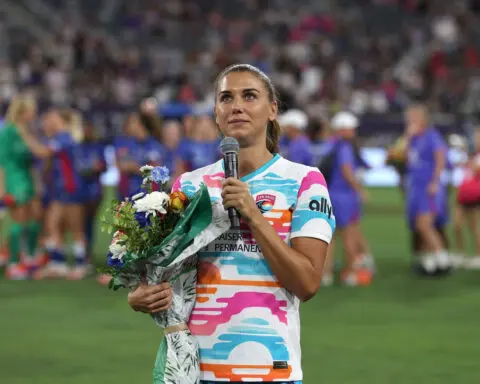 US soccer legend Alex Morgan waves goodbye after playing final minutes of remarkable career