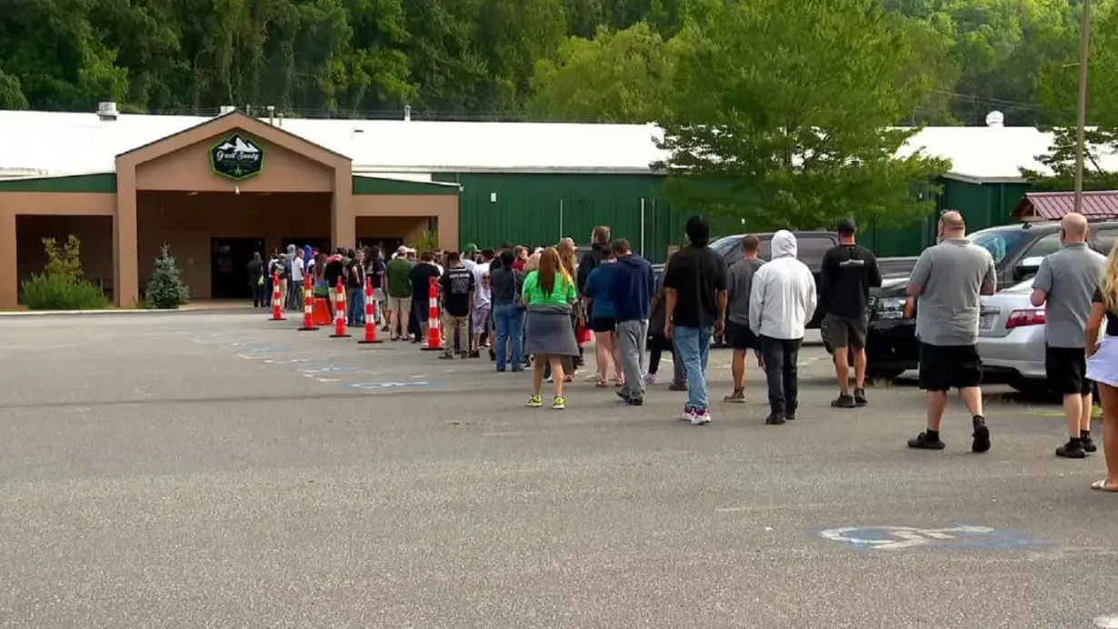 Great Smoky Cannabis Dispensary opens for all adults over 21