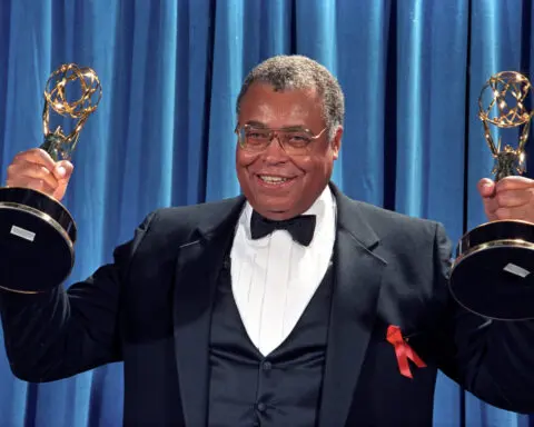 Five facts on James Earl Jones