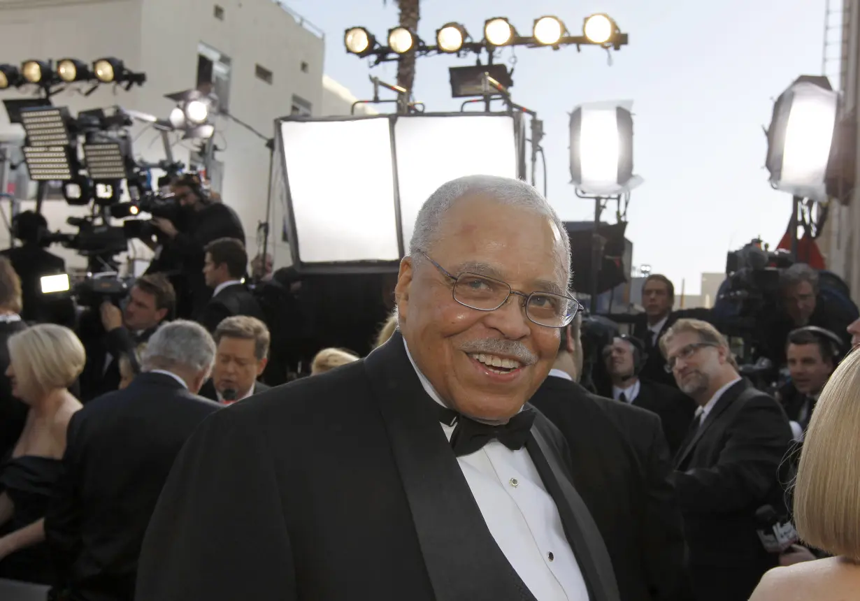 Obit-James-Earl-Jones