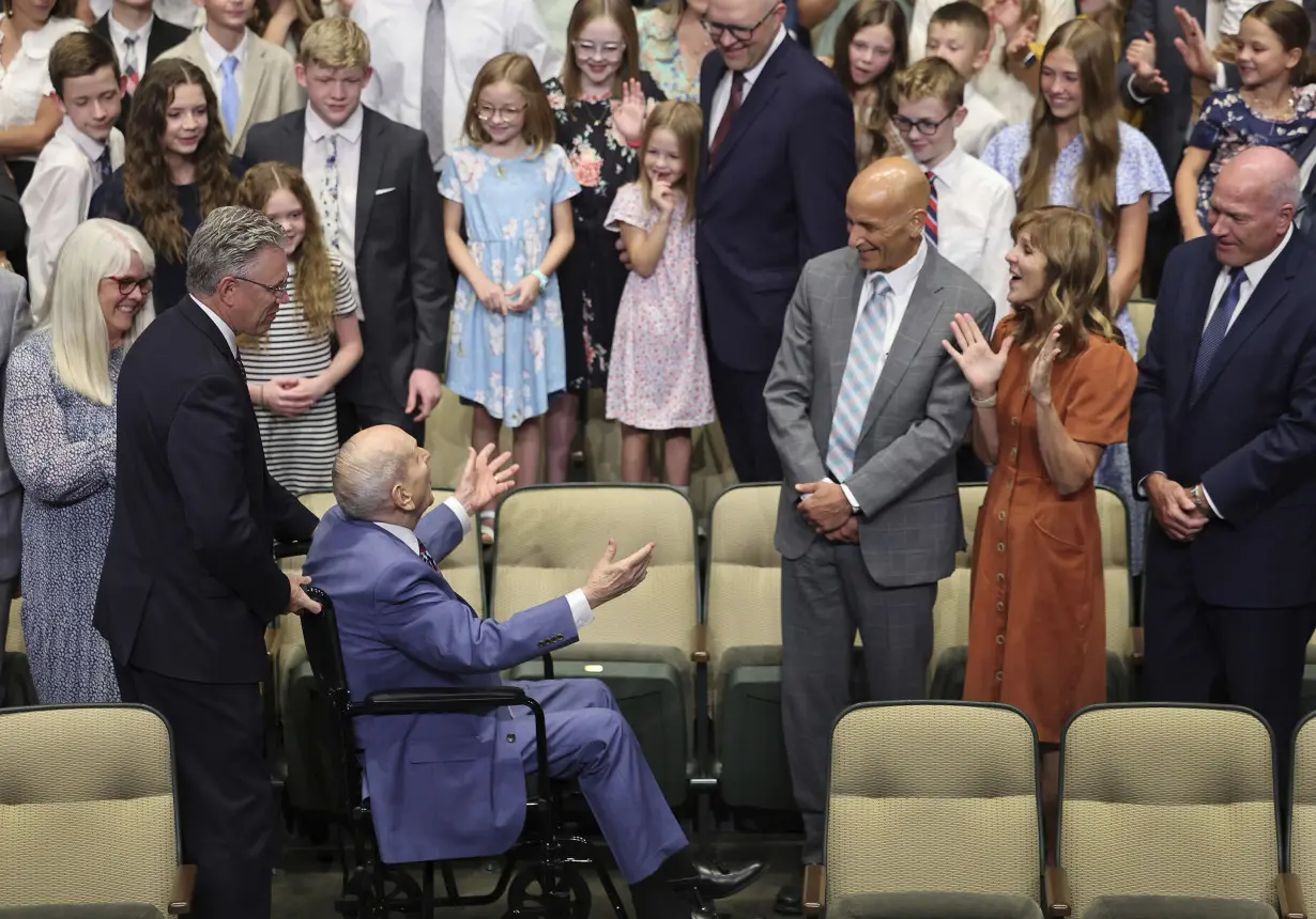 Mormon-Centenarian Leader