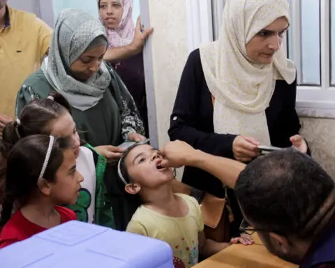 Polio vaccination starts in north Gaza despite obstacles