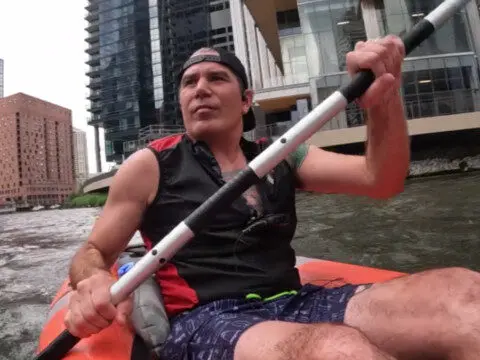 For Chicago kayaker, a commute to work on the river provides all sorts of surprises