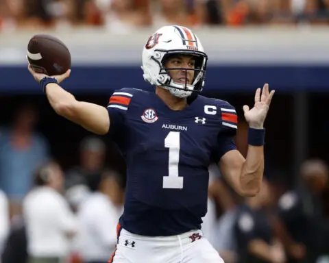 Auburn QB Thorne says angry bettors sent him Venmo requests after loss