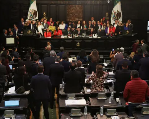 Mexico's ruling bloc appears to secure Senate votes for judicial reform