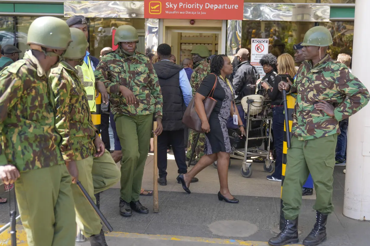 Workers call off protest that grounded flights at Kenya's main airport