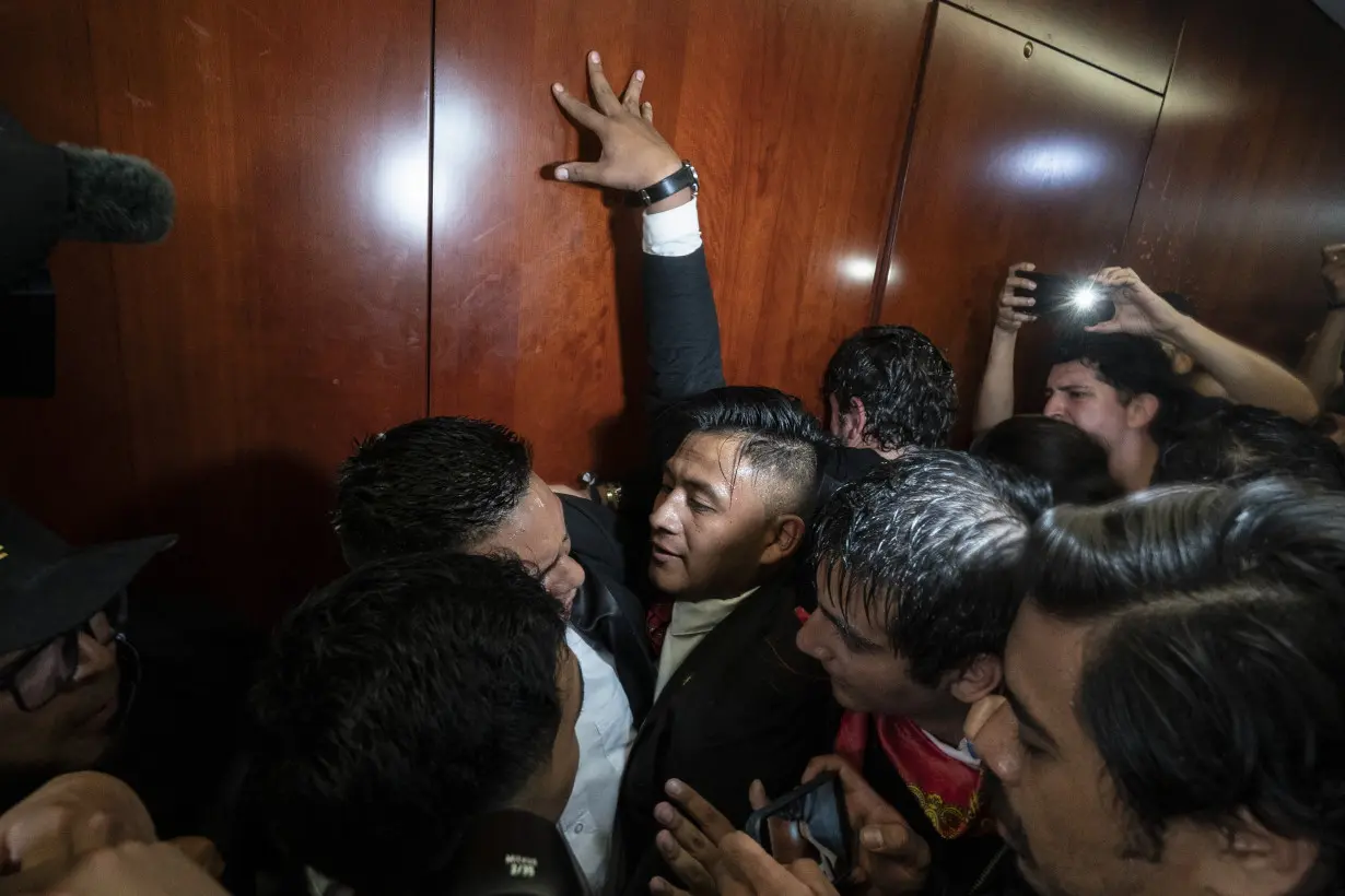 Mexico’s Senate approves a contentious judicial overhaul after protesters storm the chamber