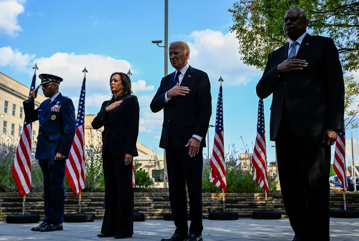 Flag unfurled at Pentagon to mark the September 11 attacks