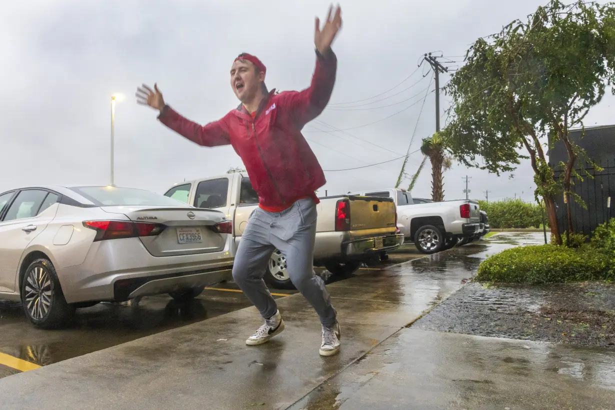 Thousands in the dark as Hurricane Francine strikes Louisiana, raising flood fears