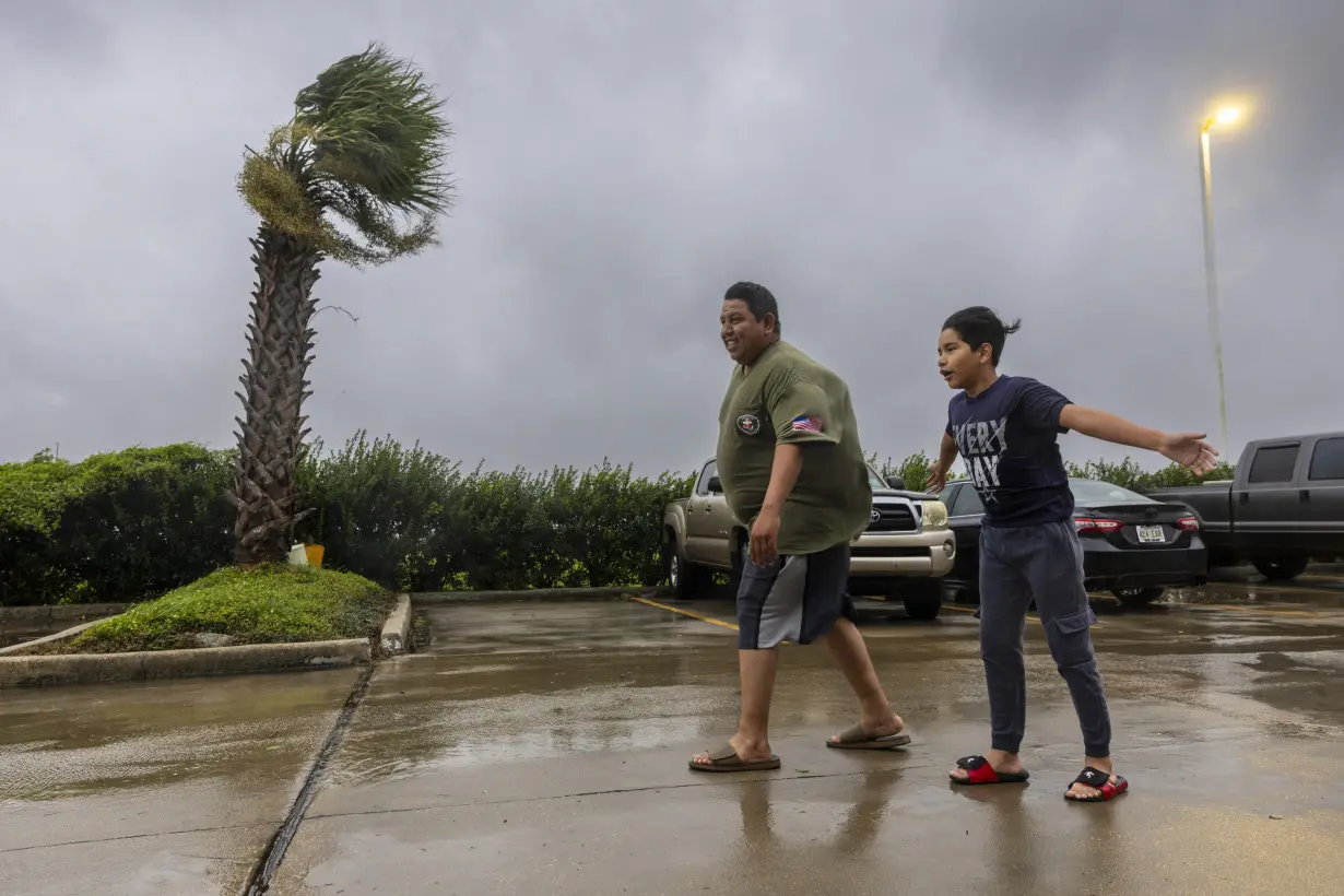 Thousands in the dark as Hurricane Francine strikes Louisiana, raising flood fears