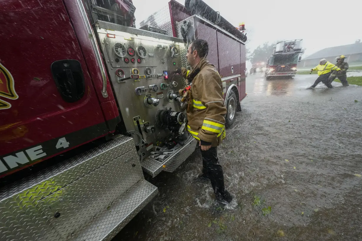 Thousands in the dark as Hurricane Francine strikes Louisiana, raising flood fears