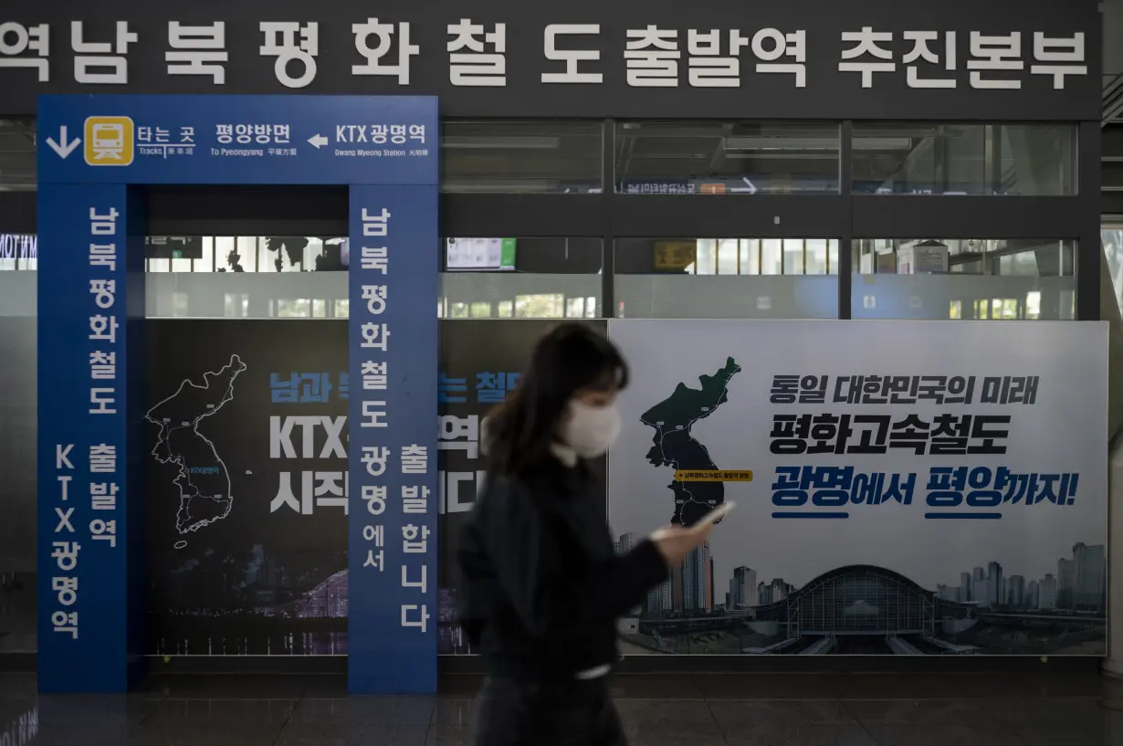 South Koreans are starkly divided over North Korea's nuclear threat