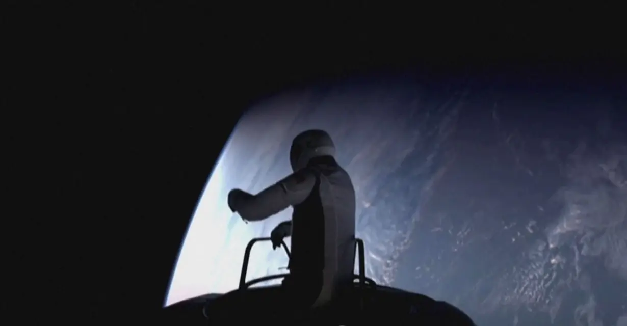 SpaceWalk1