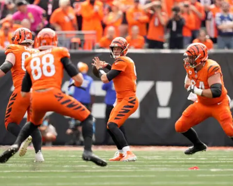 Bengals QB Joe Burrow addresses wrist injury concerns after video of him picking up water bottle sparks social media worries