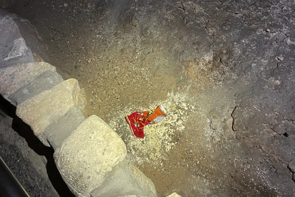 Carlsbad Caverns Cheetos Cleanup