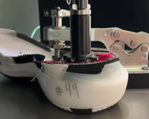 A local research lab studies the science of how shoes fit