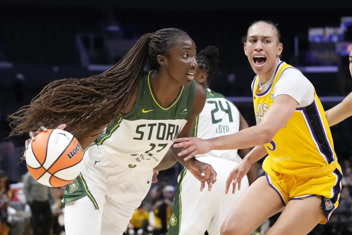 Storm Sparks Basketball