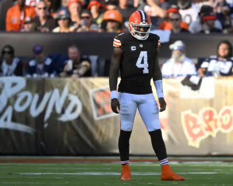 Woman suing Browns QB Deshaun Watson over alleged sexual assault to meet with NFL, her attorney says