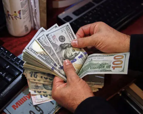 U.S. equity funds see outflows on growth woes, political risks