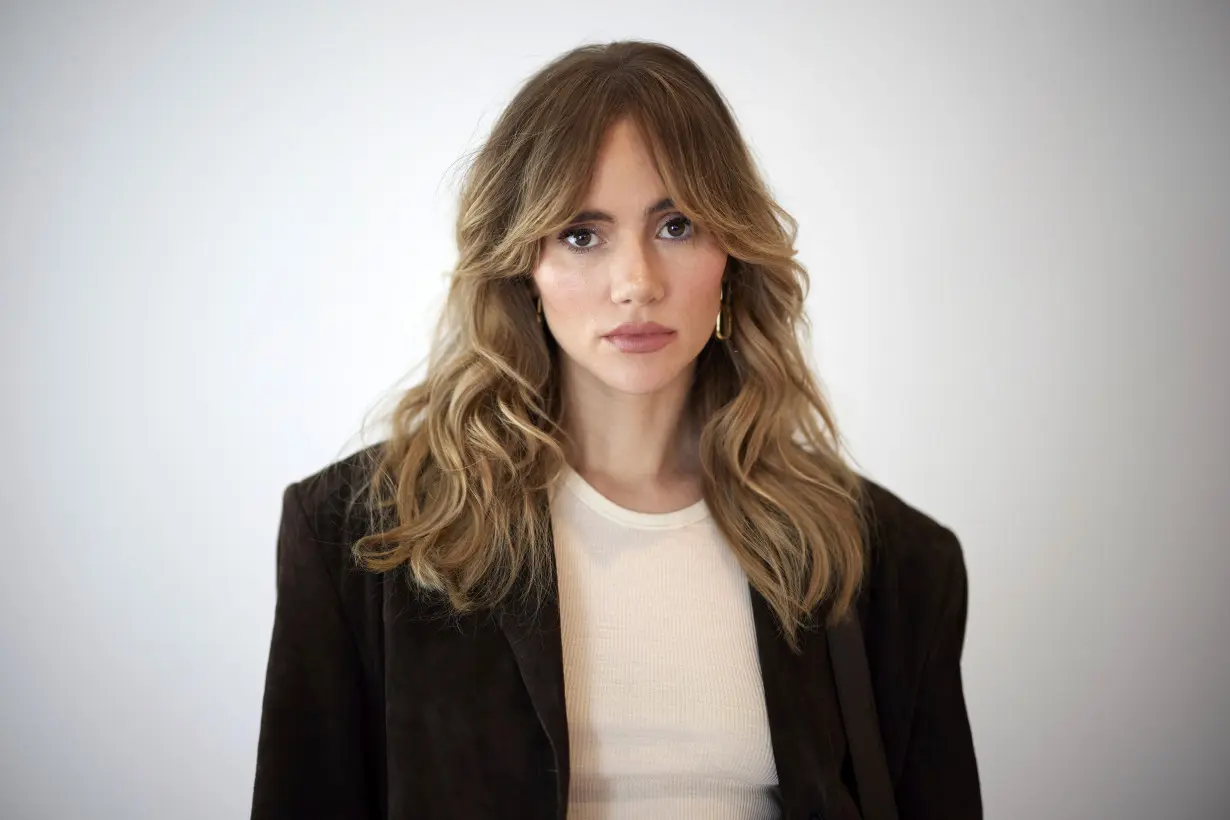 Suki Waterhouse pens a 'Memoir of a Sparklemuffin' on her wide-ranging sophomore album