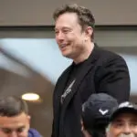 United Airlines will offer free internet on flights using service from Elon Musk's SpaceX