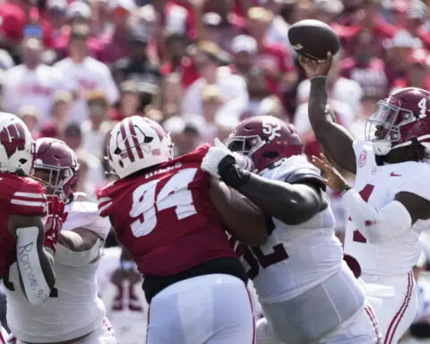 Milroe accounts for 5 TDs as No. 4 Alabama rips Wisconsin 42-10. Badgers QB Tyler Van Dyke injured