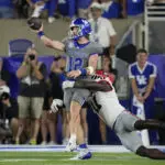 Branson Robinson runs for 3-yard go-ahead touchdown, top-ranked Georgia rallies past Kentucky 13-12