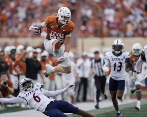 Texas on top! Longhorns take over at No. 1 in AP Top 25 for first time in 16 years, jumping Georgia