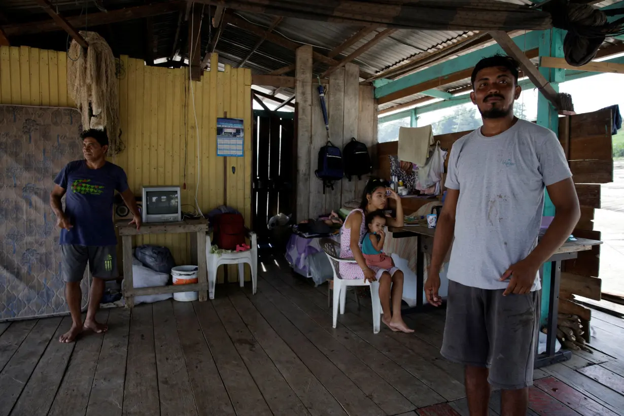 Brazil's Amazon drought disrupts residents' lives