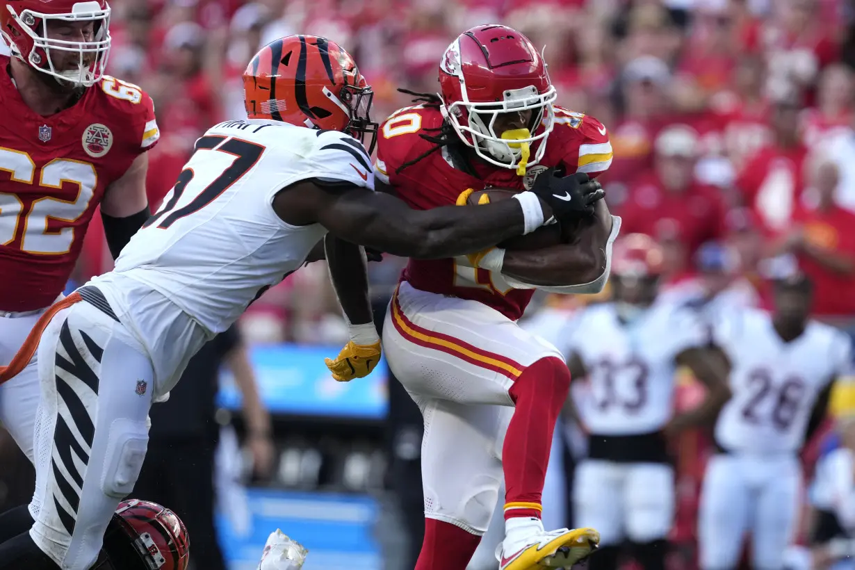 Butker hits a 51-yard winner for KC after penalty on Bengals safety keeps Chiefs alive