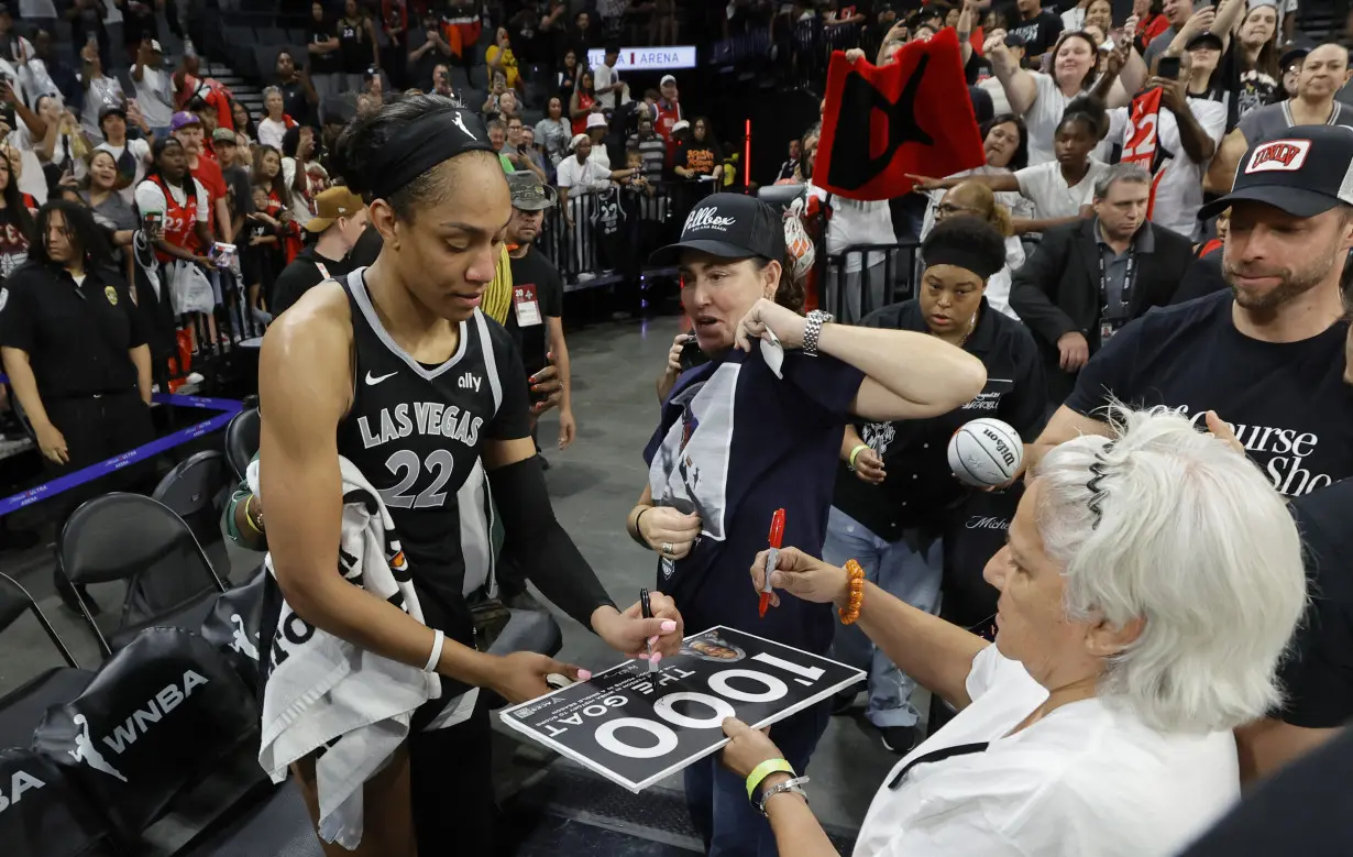 A'ja Wilson becomes 1st WNBA player to reach 1,000 points in a season as Aces top Sun