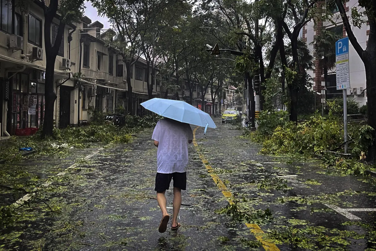 Strongest typhoon since 1949 hits Shanghai and knocks out power to some homes