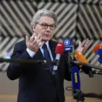 A French member of the European Commission resigns and criticizes President von der Leyen