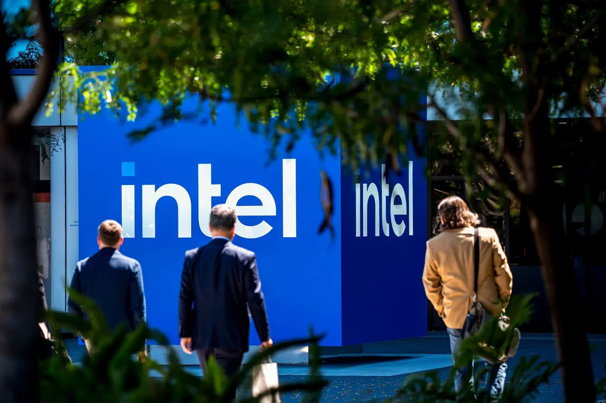 Intel shares jump on chip deal with Amazon