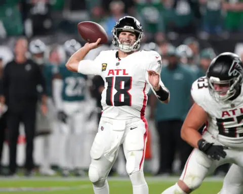 Kirk Cousins leads late game-winning drive as Atlanta Falcons beat Philadelphia Eagles on Monday Night Football