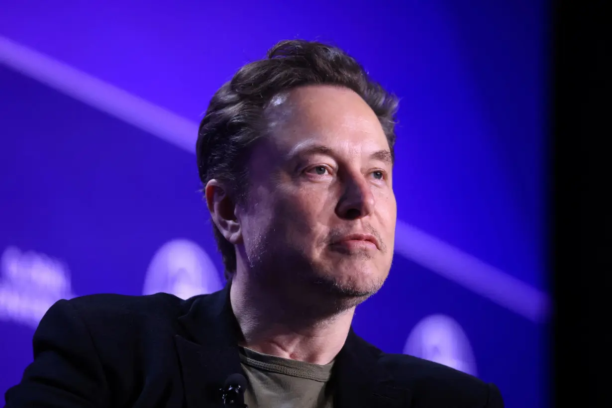 Elon Musk is on track to soon become the world's first trillionaire