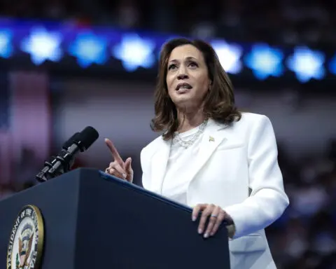 Harris campaign sees opportunity to reach some male voters on reproductive rights