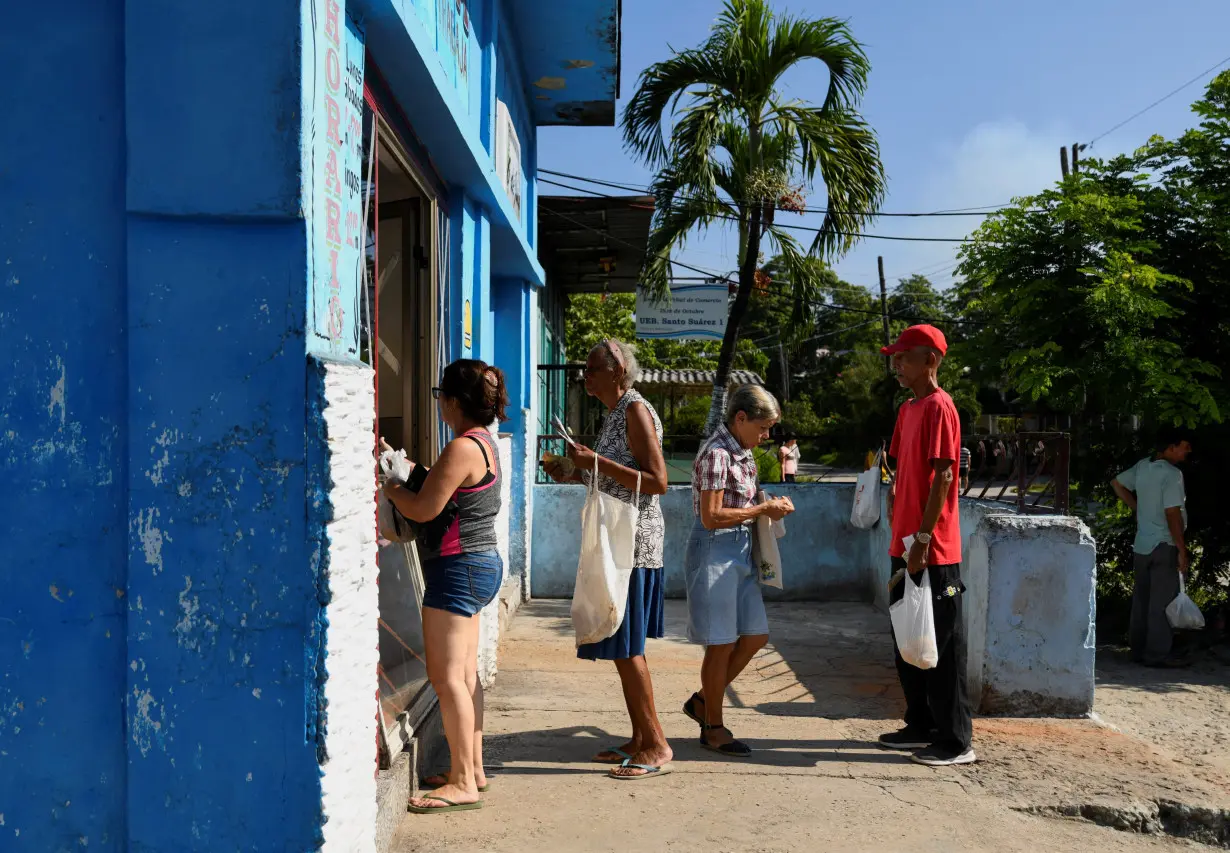 Cuba slashes size of daily bread ration as ingredients run thin