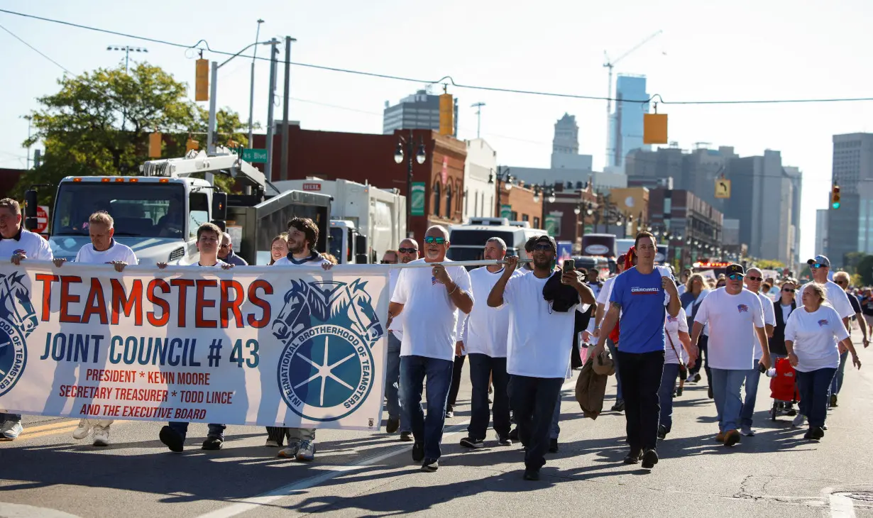 FILE PHOTO: Teamsters to meet on Wednesday to consider potential US presidential endorsement